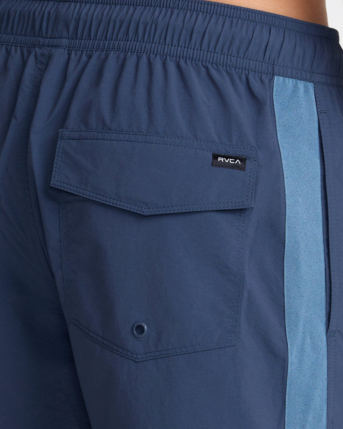 RVCA Crest Elastic 17" Volley