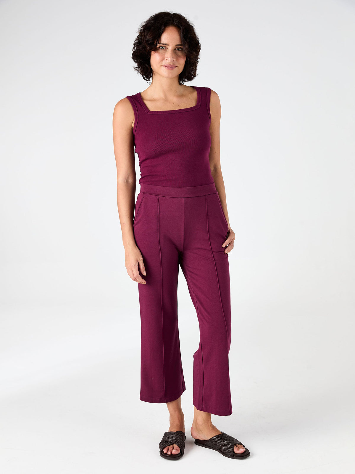 Tapered Sweat Pant - Ruby