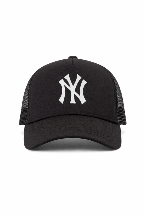 Yankees Trucker Cap - Catch Body Customs