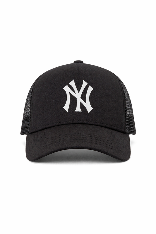 Yankees Trucker Cap - Catch Body Customs