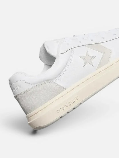 Zapatillas Converse Pro Blaze Classic Ox Blanco Crema